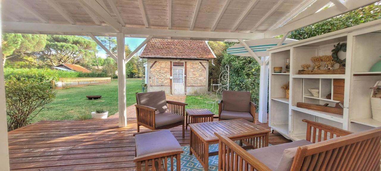 Holiday home Charmante Maison Dans Les Landes X 10 Avec Piscine Et Salle D Escalade