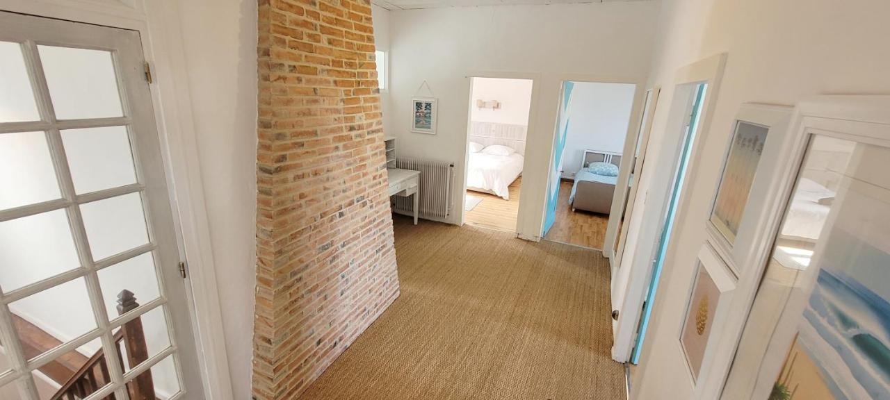 Holiday home Charmante Maison Dans Les Landes X 10 Avec Piscine Et Salle D Escalade *
